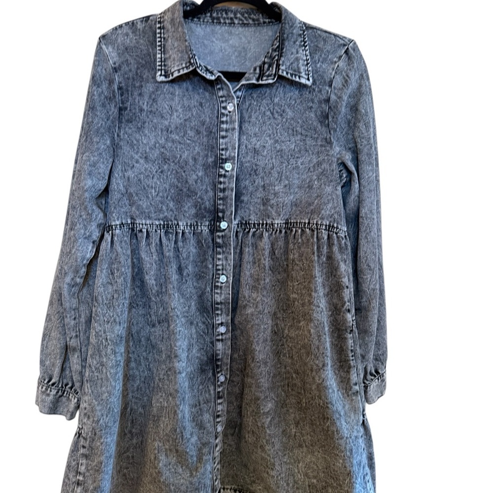 Elegant Long Sleeve Gray Dress - Picture 2 of 5
